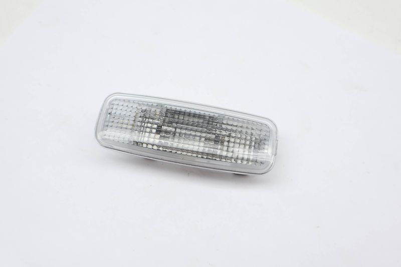 Sun Visor Vanity Overhead Light 4E0947105 — Used (SKU 717073)