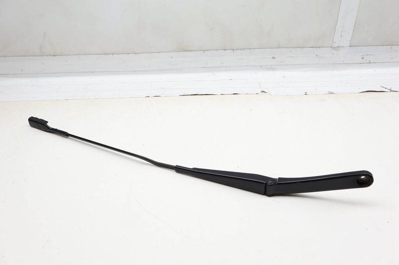 Windshield Wiper Arm 8K1955408 — Used (SKU 717257)