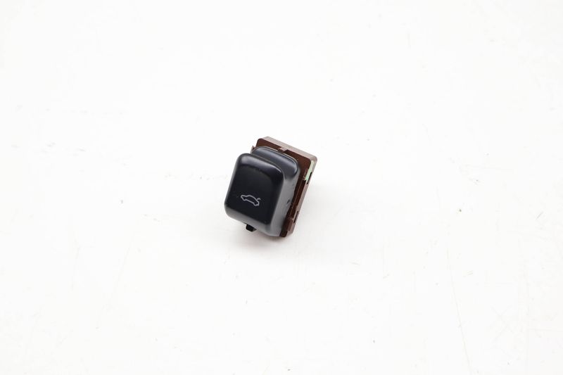Trunk Release Switch / Button 8K0959831A — Used (SKU 717063)
