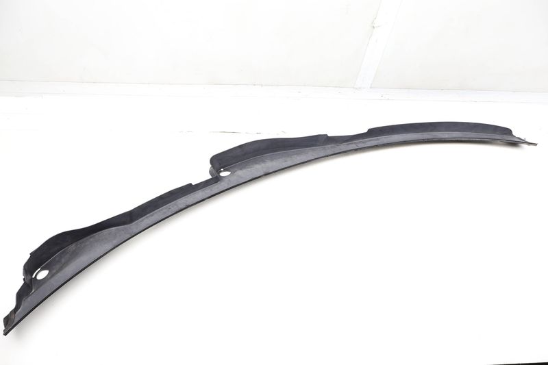 Water Deflector / Wiper Cover 8K1819403B — Used (SKU 717458)
