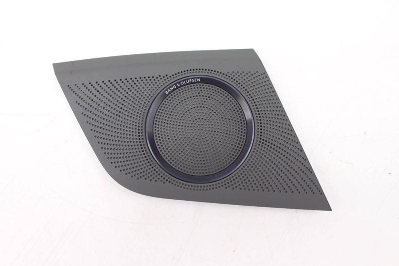 Dash Speaker Cover / Grille (B&O) 8T0857228A — Used (SKU 237752)