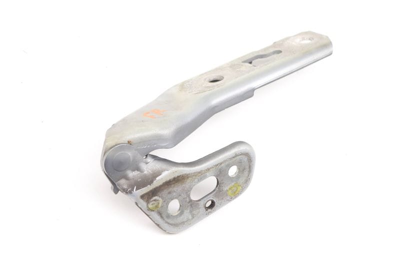 Hood Hinge 4F0823302 — Used (SKU 562139)