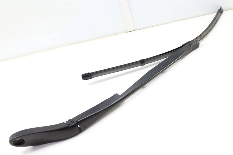 Windshield Wiper Arm 4E1955407C — Used (SKU 183913)