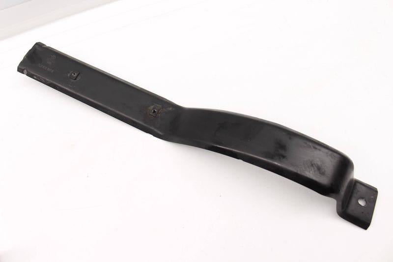 Belly Pan Mount Bracket 7L0825955B — Used (SKU 251116)