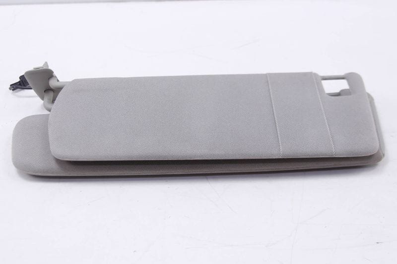 Dual Sun Visor / Mirror 4L0857552K — Used (SKU 142099)