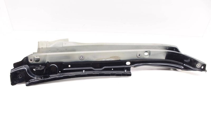 Upper Fender Mount / Bracket 4L0805158A — Used (SKU 250983)