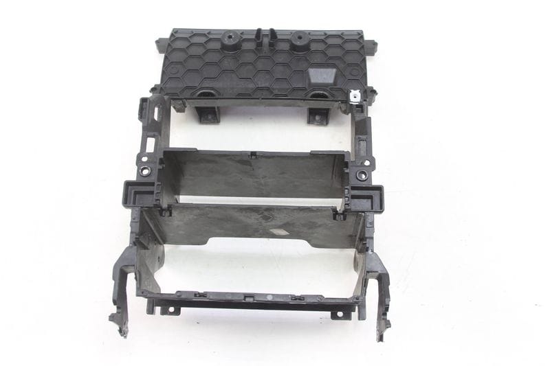 Stereo Radio / Climate Control Mounting Bracket 4L1858005A — Used (SKU 142088)