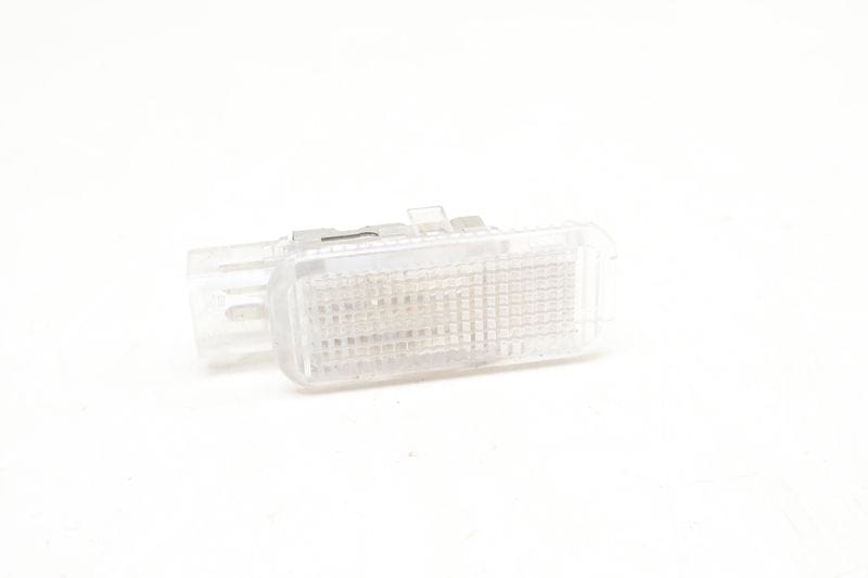 Interior Light 4B0947415 — Used (SKU 636068)