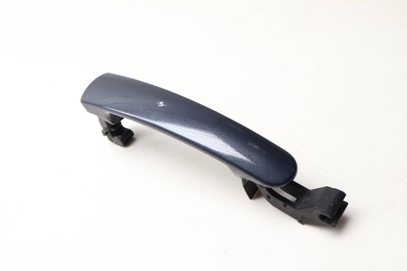 Exterior Door Handle 8J0837205 — Used (SKU 635904)