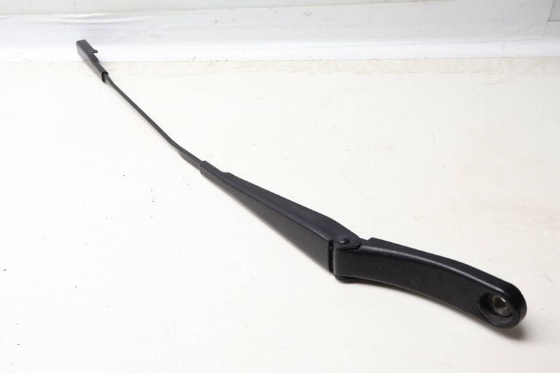 Windshield Wiper Arm 8J1955408A — Used (SKU 635960)