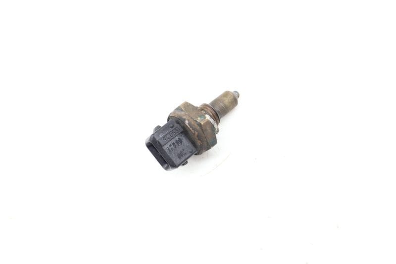Coolant / Oil Temp Sensor 13621433076 — Used (SKU 682539)