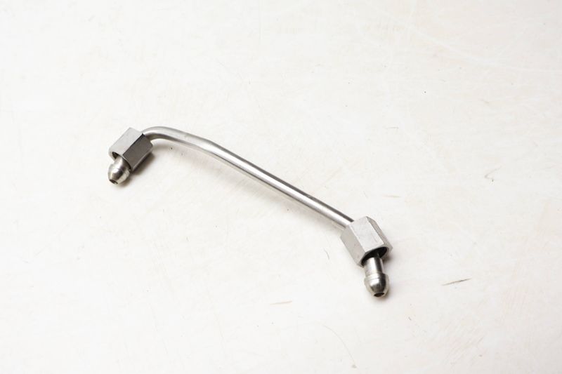 High Pressure Fuel Line / Pipe 13537536565 — Used (SKU 682727)