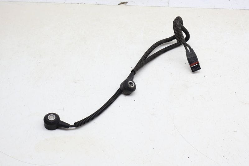 Knock Sensor 13627566786 — Used (SKU 682779)