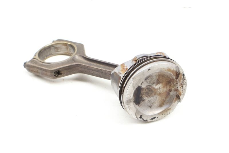 Piston w/ Connecting Rod 11257577581 — Used (SKU 682783)