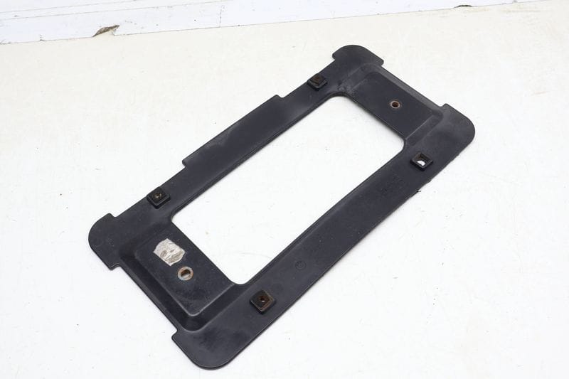 License Plate Mount / Bracket 51137160607 — Used (SKU 682665)