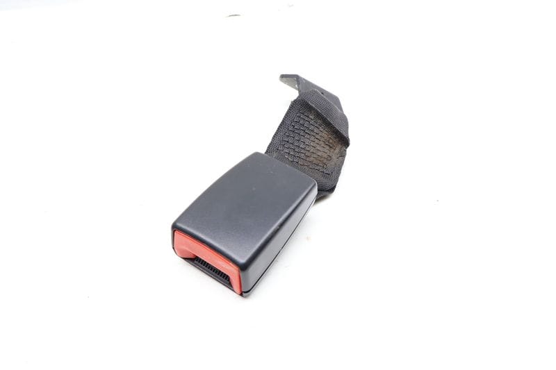 Seat Belt Buckle / Receiver 72119117261 — Used (SKU 682499)