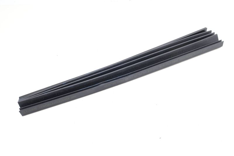Roof Rubber Seal 54107130405 — Used (SKU 682591)
