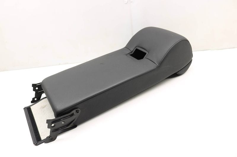 Seat Center Armrest / Arm Rest 52206988615 — Used (SKU 419608)