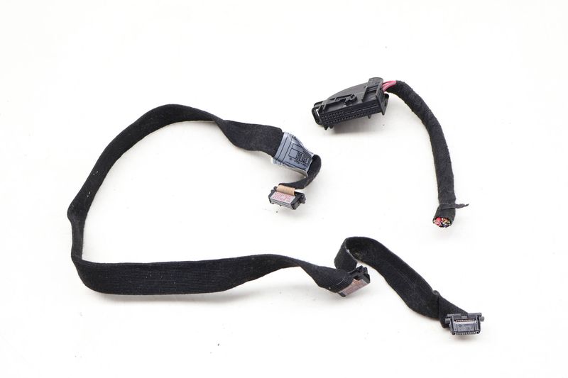 CAS3 Theft Locking Module Wiring Connector / Pigtail — Used (SKU 629898)