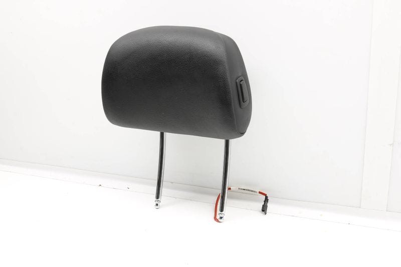 Headrest / Head Rest (LEATHER) 52109149537 — Used (SKU 336419)