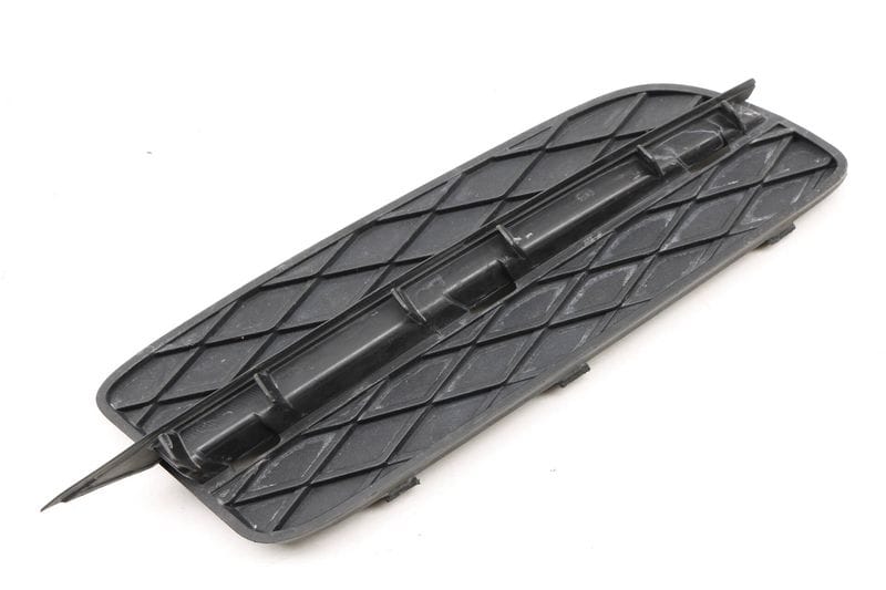 Bumper Grille 51117159594 — Used (SKU 365443)