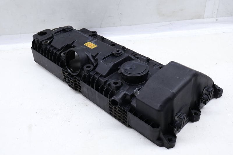 Engine Valve / Cylinder Head Cover 11127522160 — Used (SKU 629534)