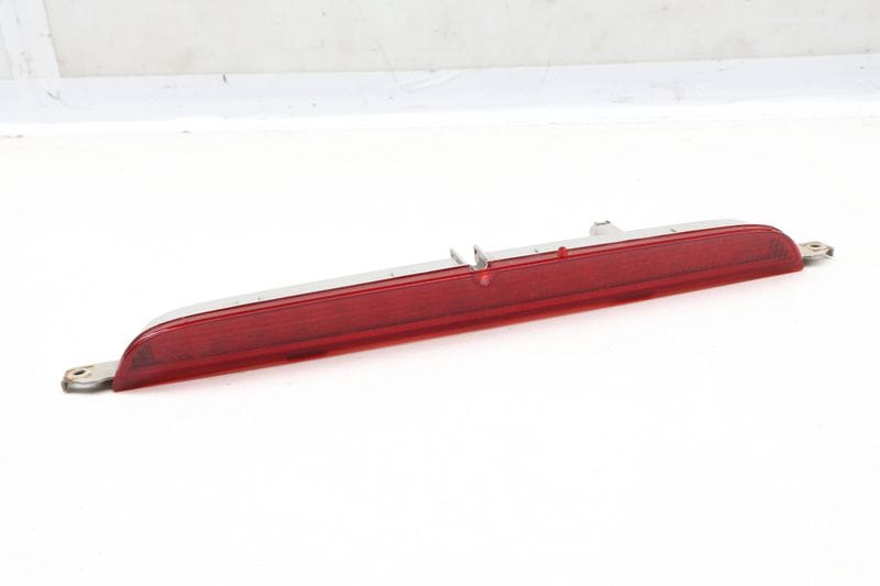 Center / Third Brake Light 63257199352 — Used (SKU 629768)