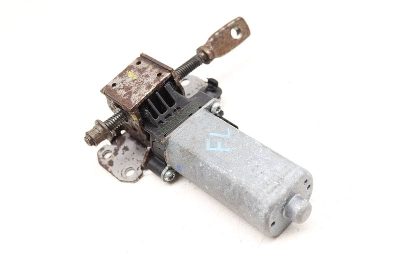 Front Tilt Seat Motor w/ Transmission 8K0959761 — Used (SKU 552165)