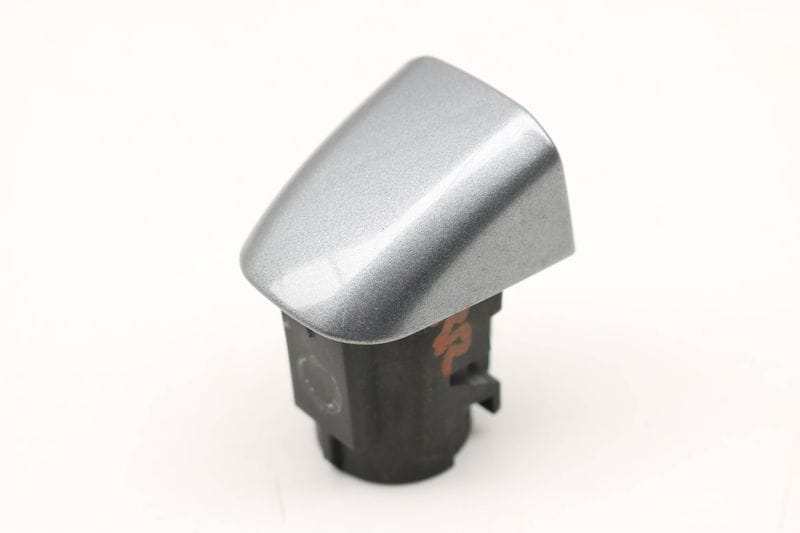 Exterior Door Handle Housing / Cap 8T0837167A — Used (SKU 416949)