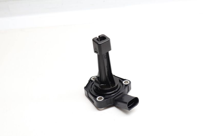 Engine Oil Level Sensor 03C907660H — Used (SKU 664789)