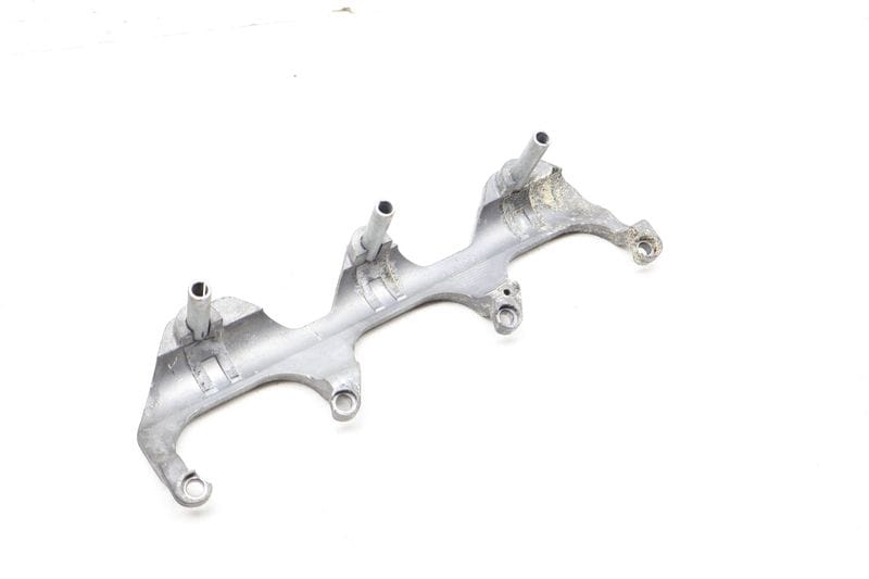 Air Distribution Housing Mount Bracket 06E133340C — Used (SKU 664926)