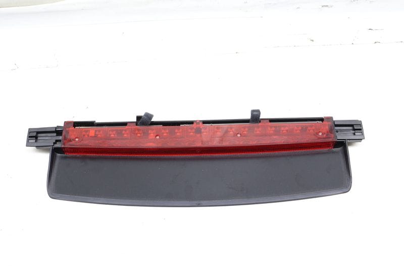 Center / Third Brake Light 4F5945097 — Used (SKU 664888)