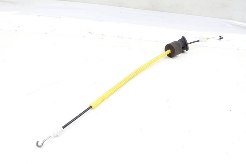 Interior Door Handle Release / Bowden Cable 4F0839085B — Used (SKU 664880)