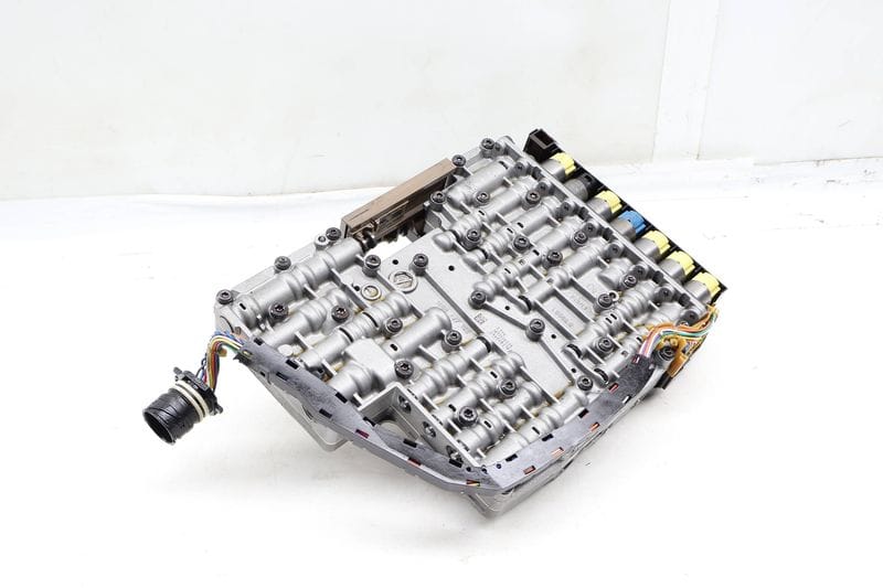 Transmission Valve Body / Mechatronic (MCC) 4F9910156A — Used (SKU 664977)