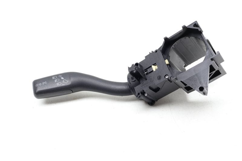 Turn Signal / High Beam Switch / Stalk 4E0953513G — Used (SKU 664694)