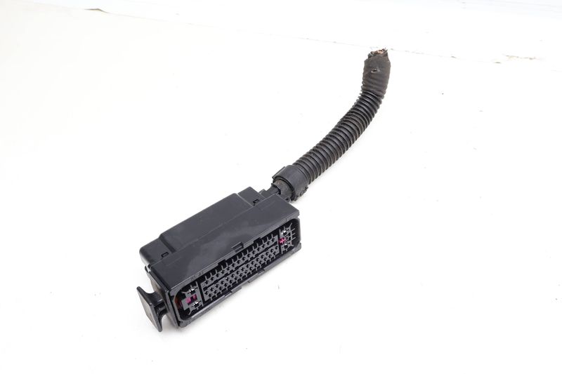 47-PIN ABS Module Wiring Harness Pigtail / Connector 6Q0973047 — Used (SKU 685029)
