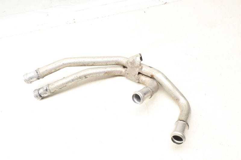 Coolant Line / Pipe Set 7L0815802A — Used (SKU 685178)