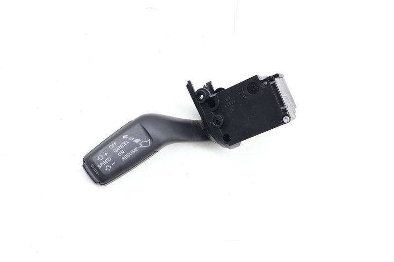 Cruise Control Switch / Stalk 4E0953521B — Used (SKU 684980)