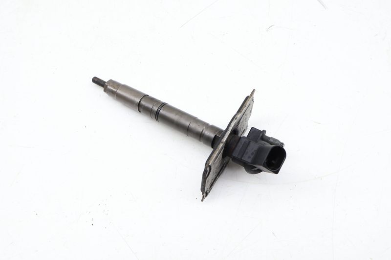 Diesel Fuel Injector 059130277AM — Used (SKU 685007)