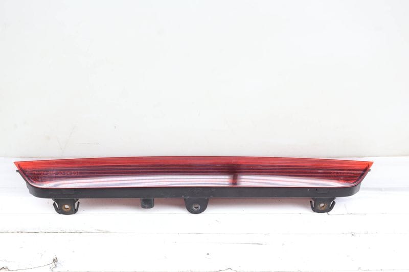 Center / Third Brake Light 4L0945097 — Used (SKU 684933)