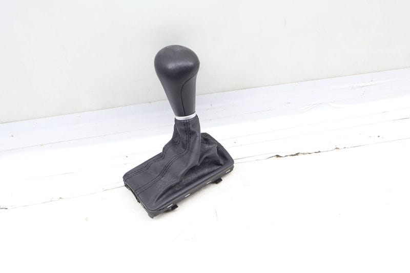 Shift / Shifter Knob w/ Leather Boot 4L1713139G — Used (SKU 684908)