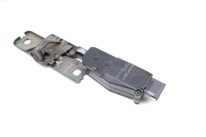 Trunk Latch Striker Plate / Motor 4F9827383D — Used (SKU 684989)