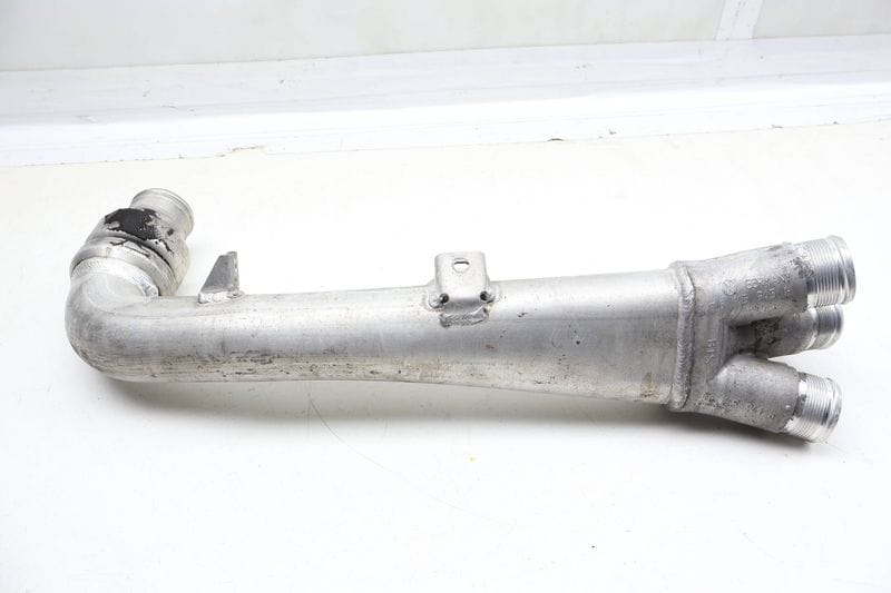 Turbo Intercooler Tube / Pipe 7L6145945H — Used (SKU 684886)