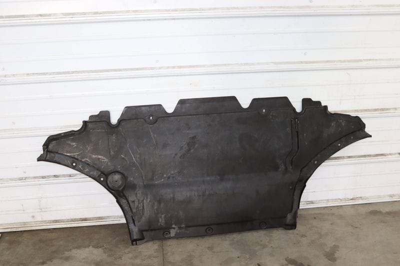 Belly Pan / Skid Plate / Splash Shield 8F0863821 — Used (SKU 554652)