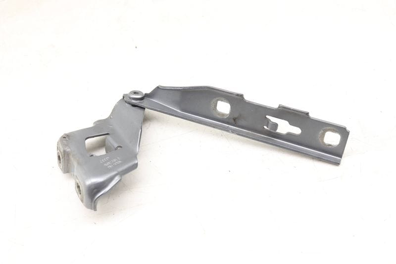 Hood Hinge 8K0823301D — Used (SKU 554434)