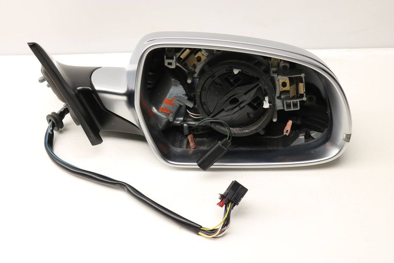 Side View Door Mirror w/ Memory 8T1857410AK — Used (SKU 403137)