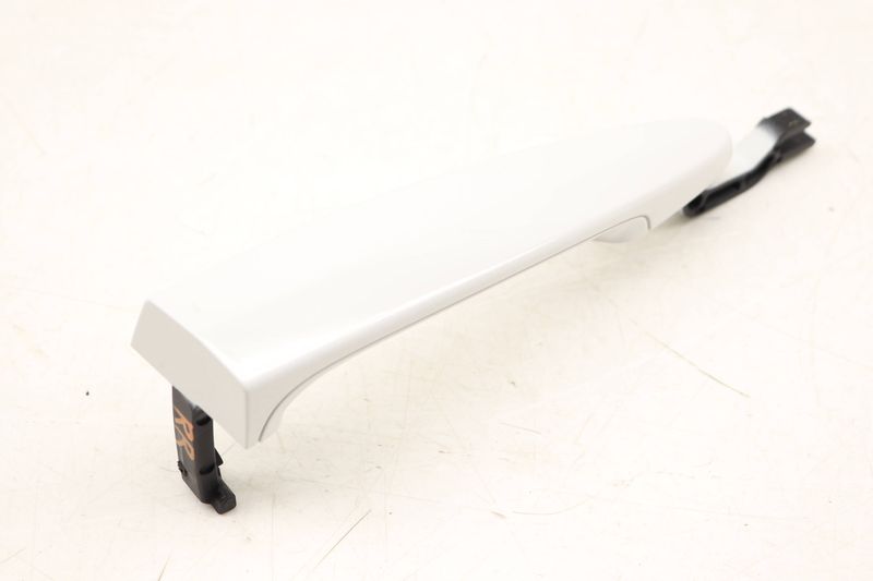 Exterior Door Handle 51217207562 — Used (SKU 501687)