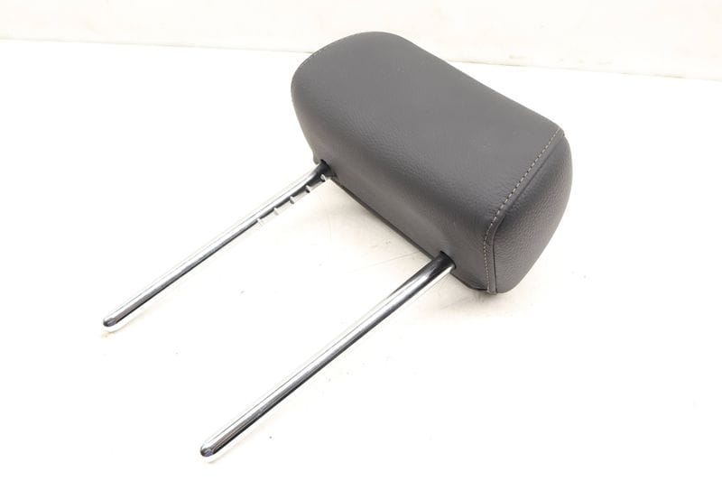 Headrest / Head Rest 52207246489 — Used (SKU 501661)