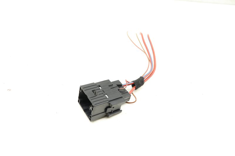 Relay Wiring Connector / Pigtail 61366939890 — Used (SKU 501973)
