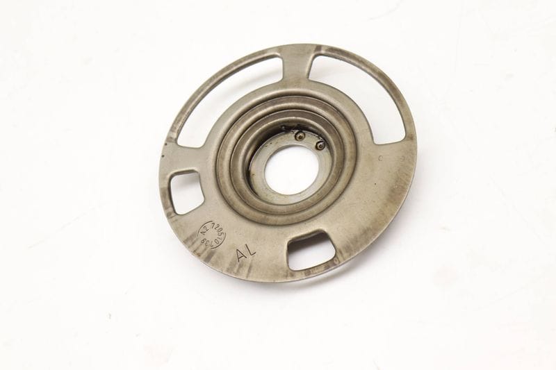 Exhaust Camshaft Adjuster Wheel (OUTLET) 2720510739 — Used (SKU 594948)